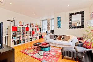 Living Room pic3- click for photo gallery